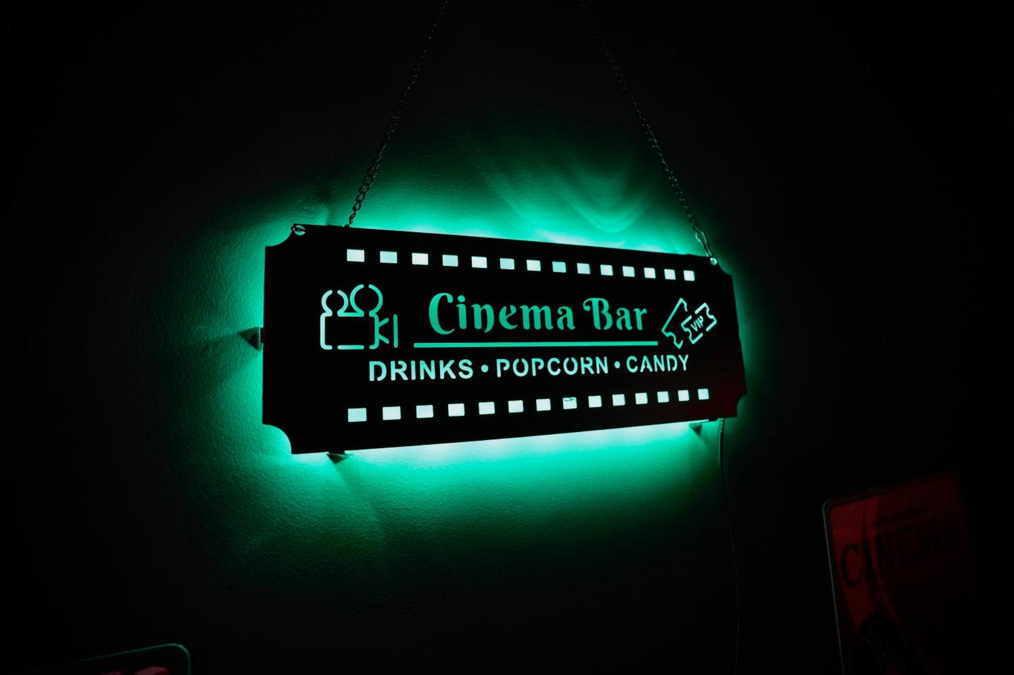 L Unique Cinema Room Grenoble Exterior photo